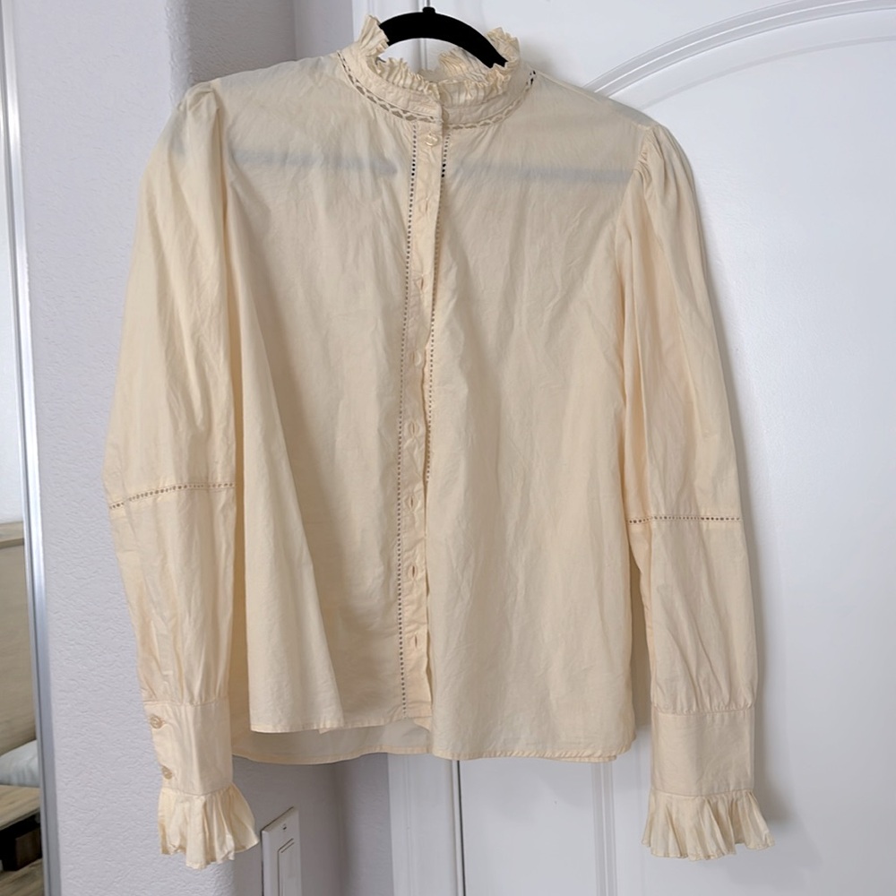 Very good condition shirt. Ba&sh. Size 2 only wear once.